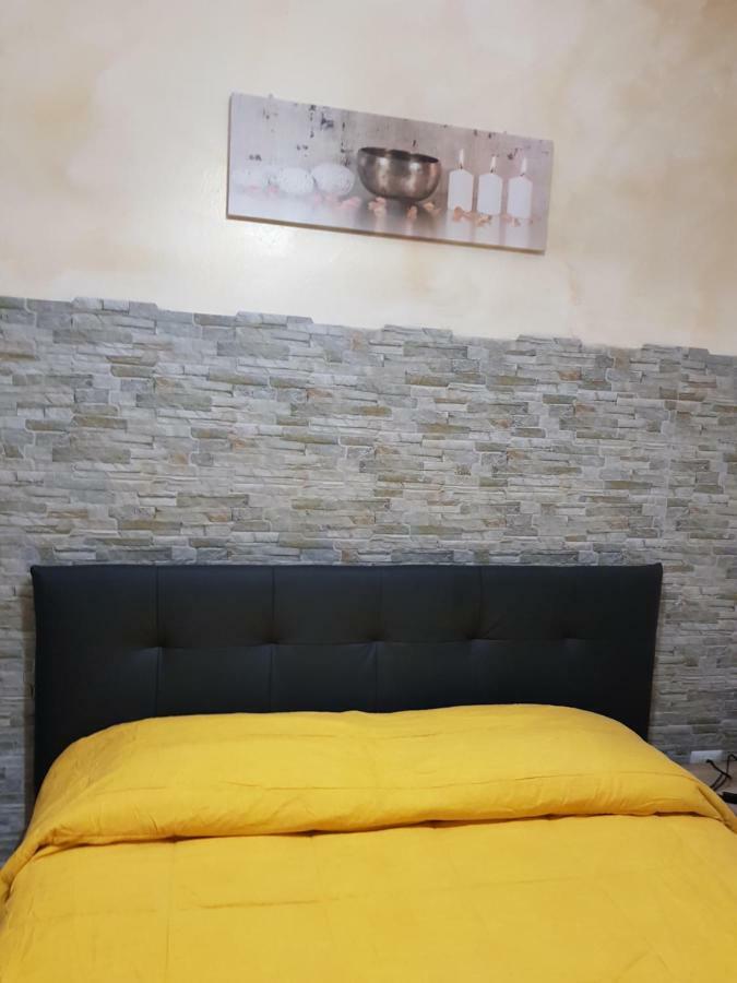 B&B Dimora Del Centro 스칼레아 외부 사진