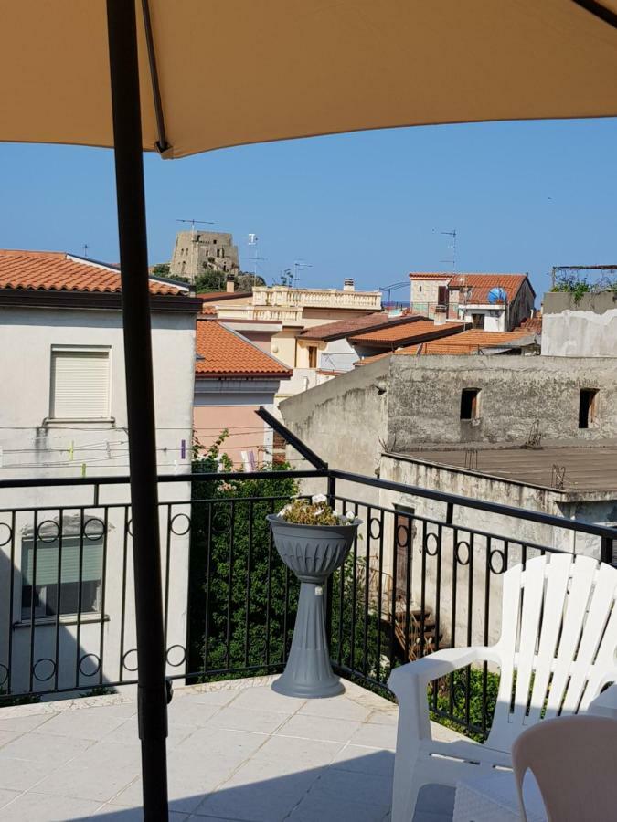 B&B Dimora Del Centro 스칼레아 외부 사진