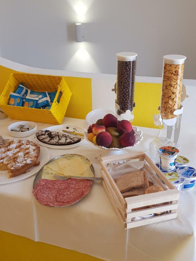 B&B Dimora Del Centro 스칼레아 외부 사진