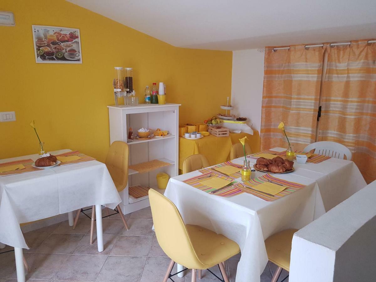 B&B Dimora Del Centro 스칼레아 외부 사진